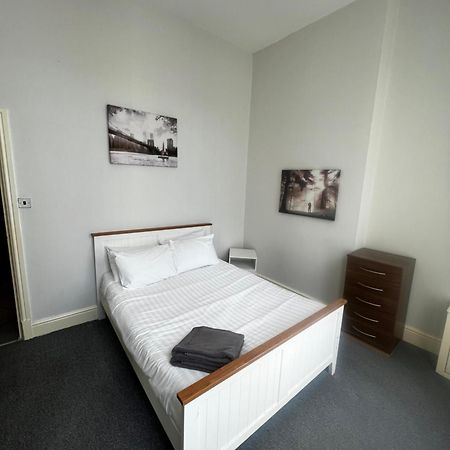 No 3 - Large 1 Bed Near Sefton Park And Lark Lane Διαμέρισμα Λίβερπουλ Εξωτερικό φωτογραφία