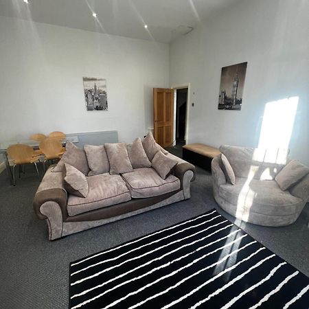 No 3 - Large 1 Bed Near Sefton Park And Lark Lane Διαμέρισμα Λίβερπουλ Εξωτερικό φωτογραφία