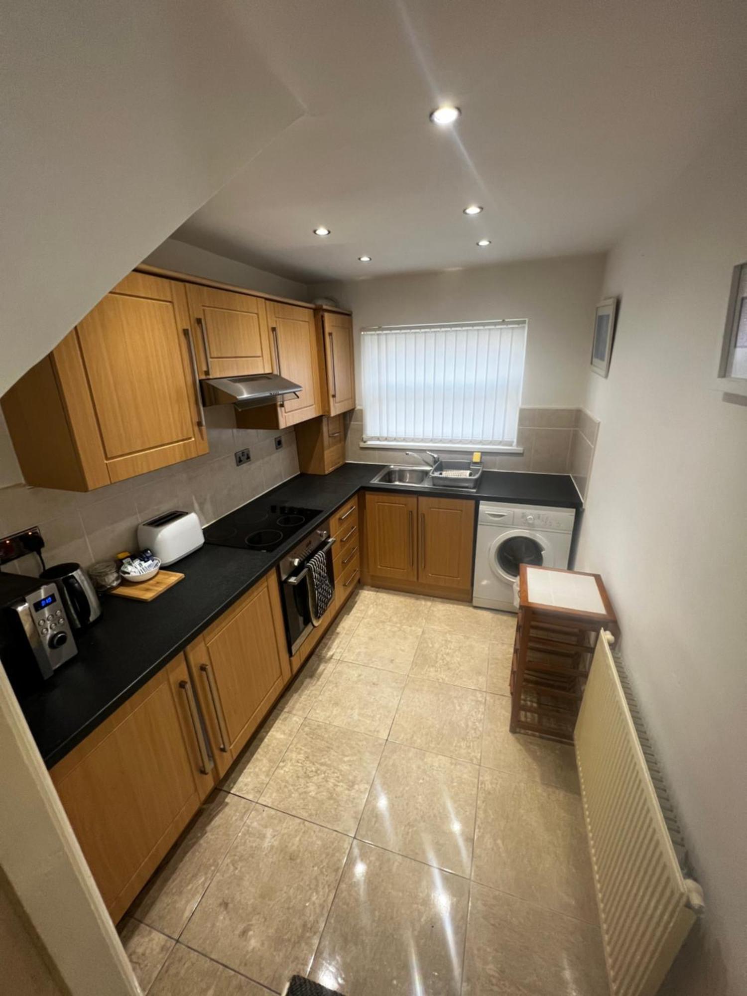 No 3 - Large 1 Bed Near Sefton Park And Lark Lane Διαμέρισμα Λίβερπουλ Εξωτερικό φωτογραφία